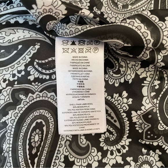 Michael Kors Faux Lamb Fur Black Vest M - Picture 6 of 6